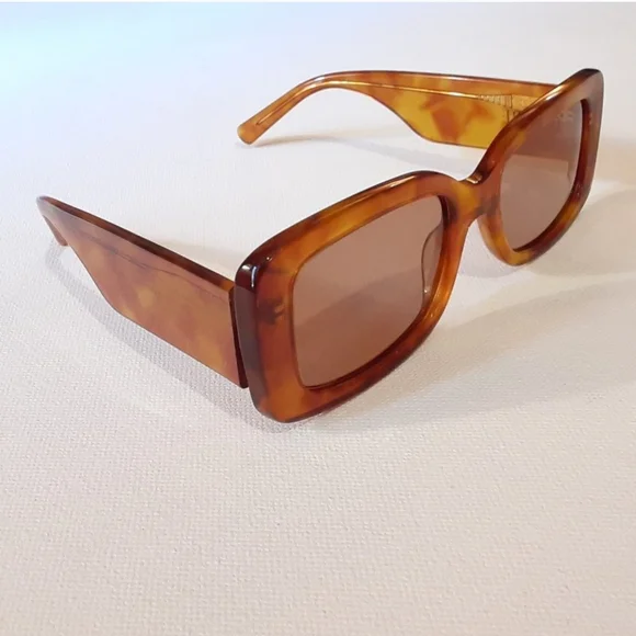 BANBE THE GIGI HONEY TORTE - CARAMEL SUNGLASSES OS - Picture 3 of 10
